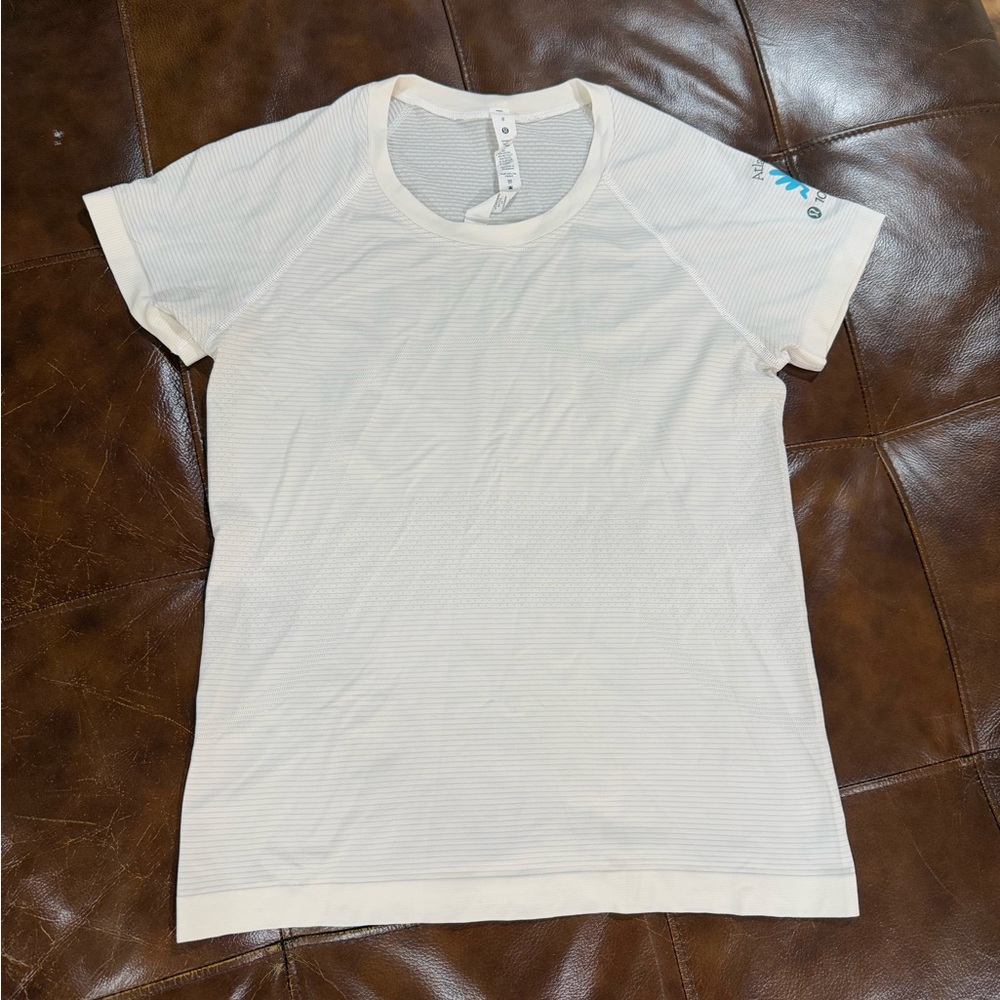 Lululemon Swiftly Tech short sleeve